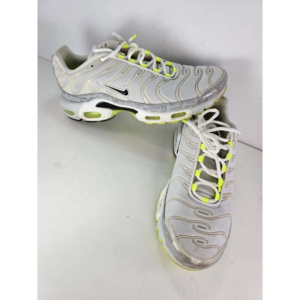 Nike Air Max Plus 'Reflective Logo' White Sneaker, Size 10.5 DB0682-002